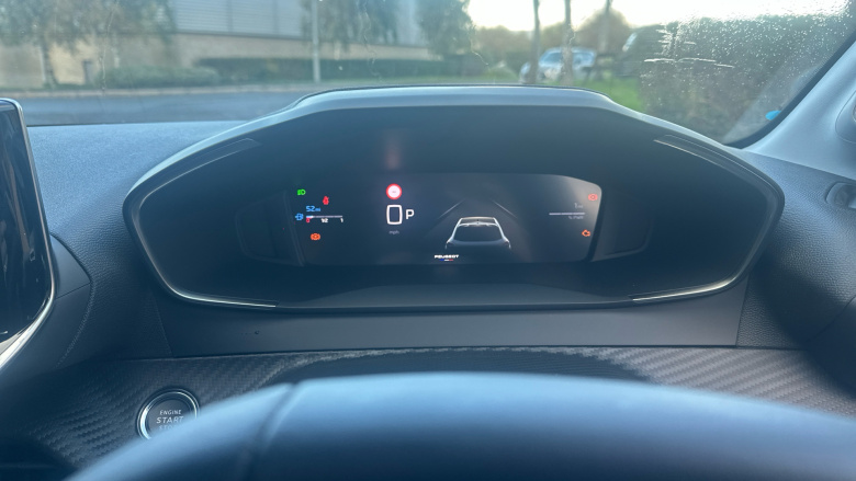 Peugeot 208 1.2 Hybrid 110 Allure 5dr e-DSC6 Petrol Hatchback